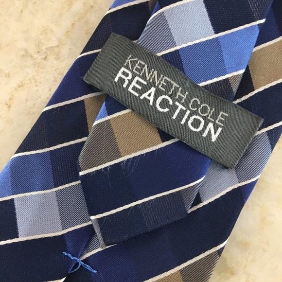 KENNETH COLE REACTION SILK TIE - Picture 5 of 7